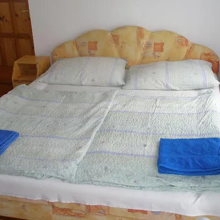 Bed & Breakfast Fenyo Panzio