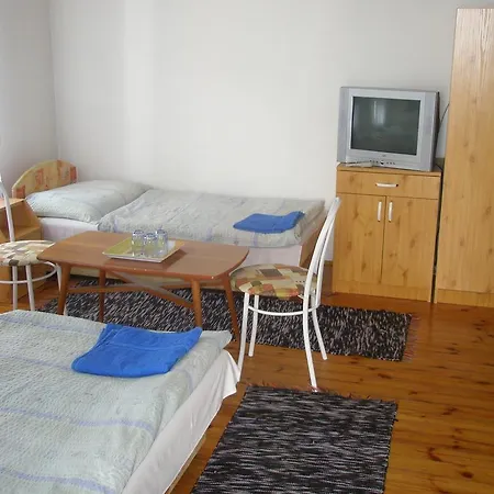 Panzió Fenyő Panzió Makó